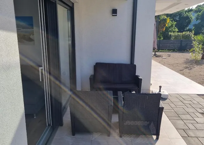 Mara Apartment